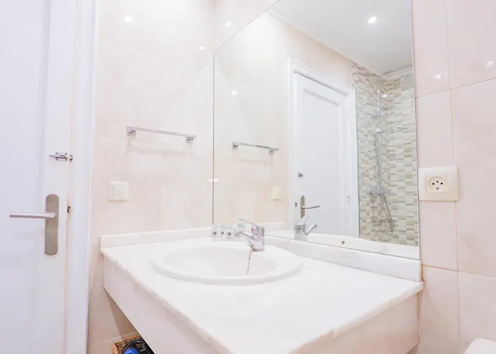 Апартаменты Ybh Urzaiz 33-35, 3 *